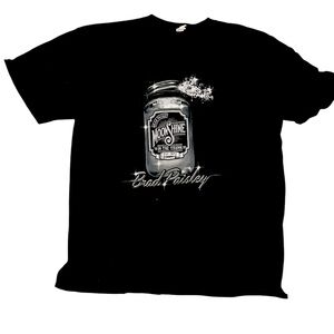 2014 Brad paisley moonshine in the trunk tour t shirt